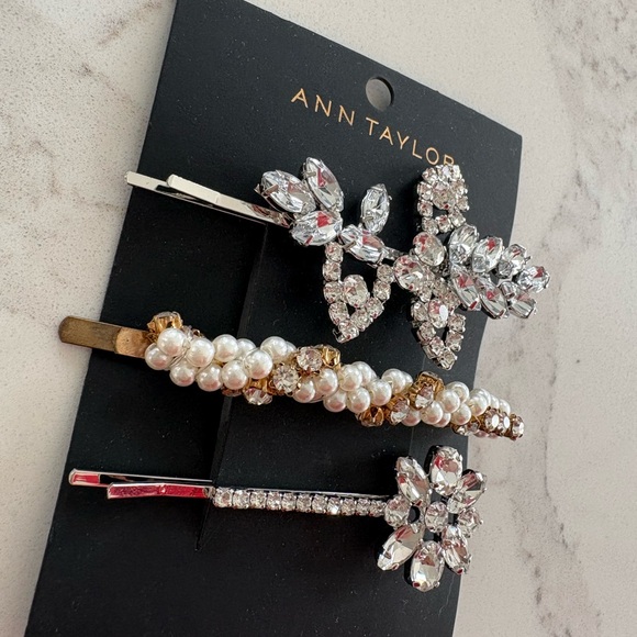 Ann Taylor Sparkling Crystal Rhinestone and Pearl Hair Clips Pins Set of 3 - Picture 3 of 6